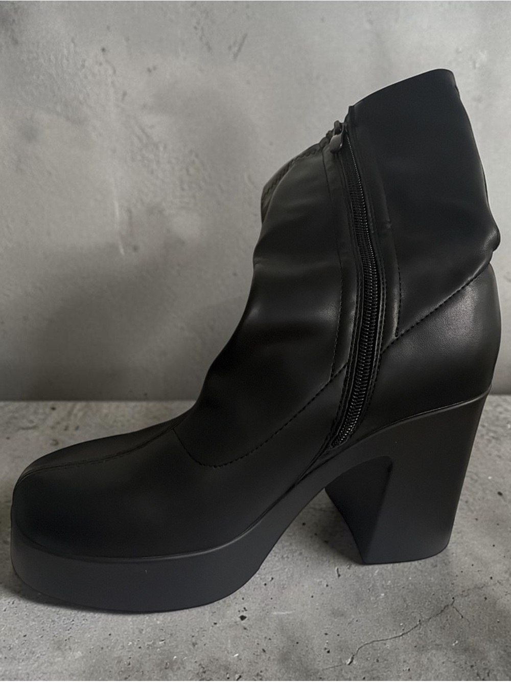 Dream Pairs Black Platform Ankle Booties